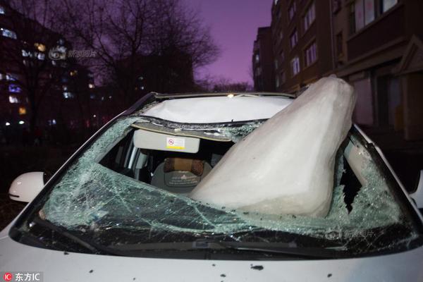 美国债市,：国债?大致区间震荡 收益率曲线继续走平