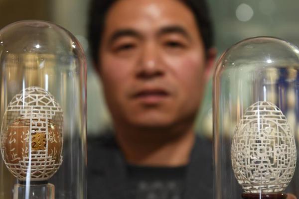 今日必{读}：要激!情更要安全 基金经理直面“微妙张力”