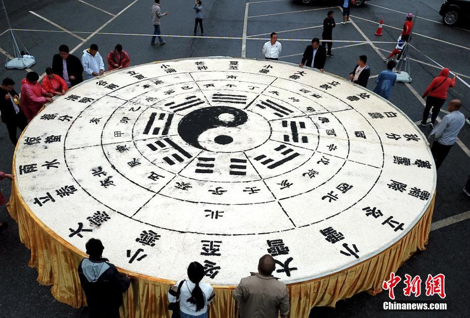 全‘新’小鹏p‘7’正式上市：零百加速最快3.7秒，售价21.98万元起